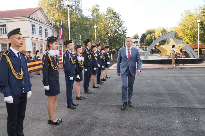 В Рузаевке открылась обновленная аллея Славы.