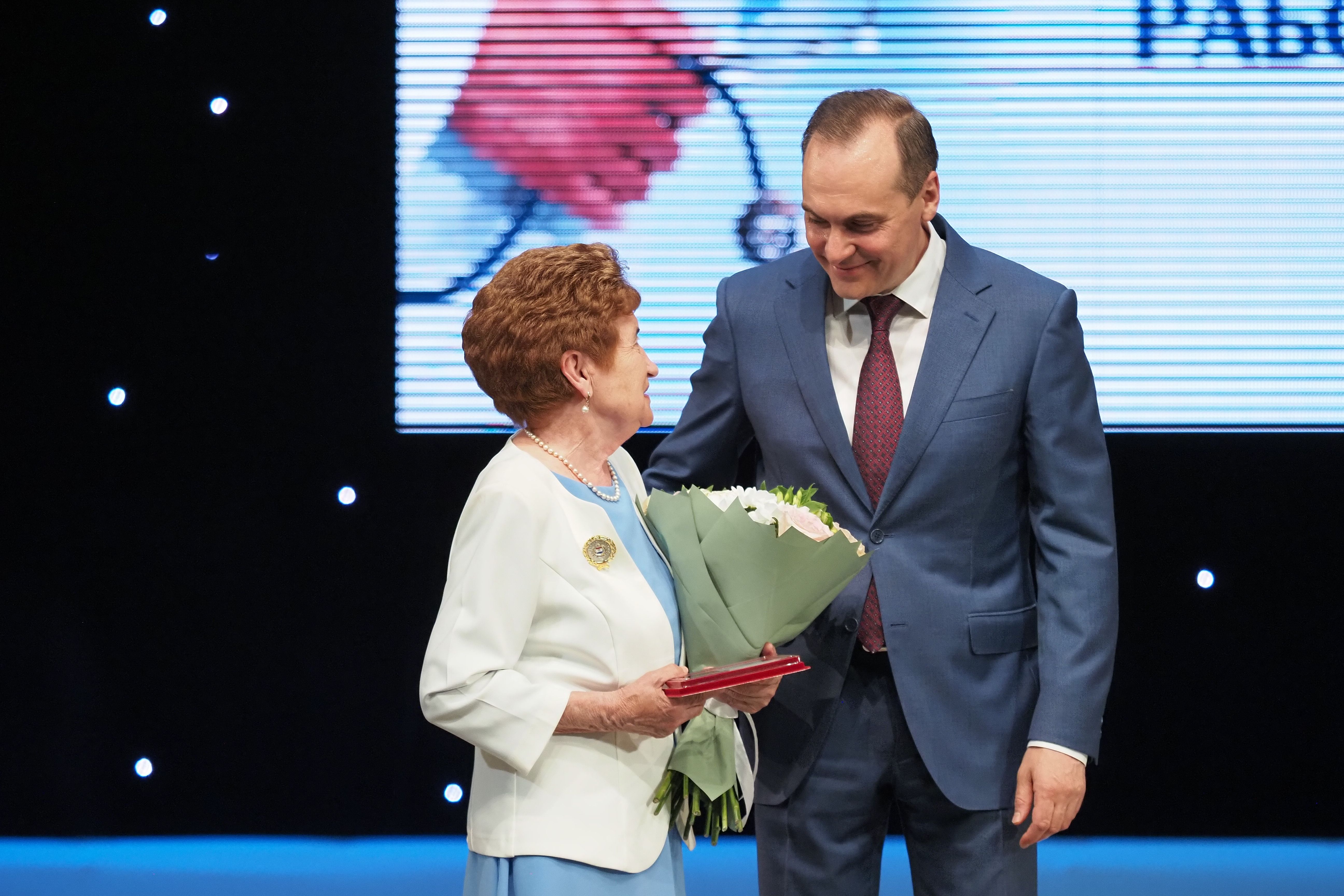 С ДНЕМ МЕДИЦИНСКОГО РАБОТНИКА!.