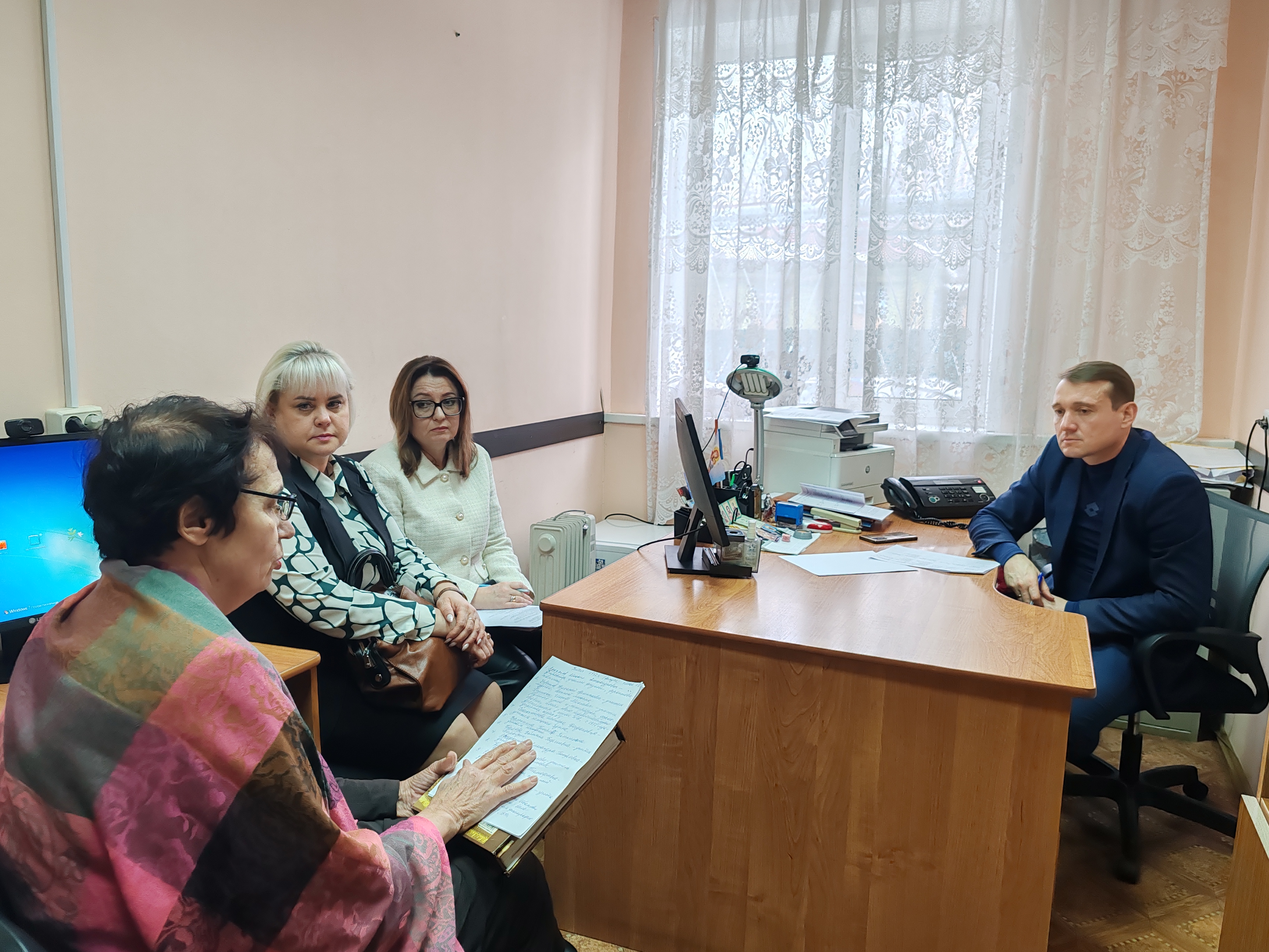 РУЗАЕВЦЫ ОБОЗНАЧИЛИ ПРОБЛЕМНЫЕ ВОПРОСЫ В ХОДЕ ЛИЧНОГО ПРИЕМА ГРАЖДАН.