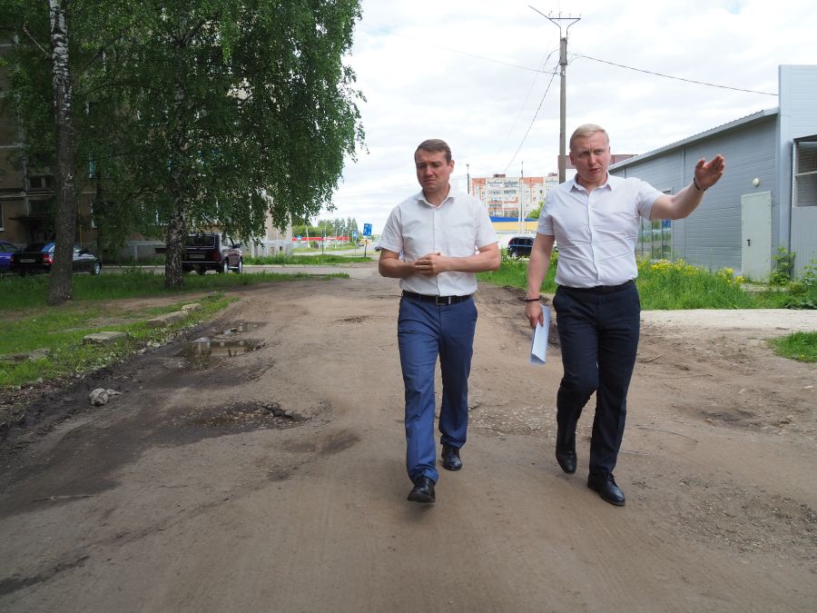 «НАМ УДАСТСЯ ПРИВЕСТИ В ПОРЯДОК ДВОРЫ НЕ ТОЧЕЧНО, А ОДНИМ УЧАСТКОМ» .