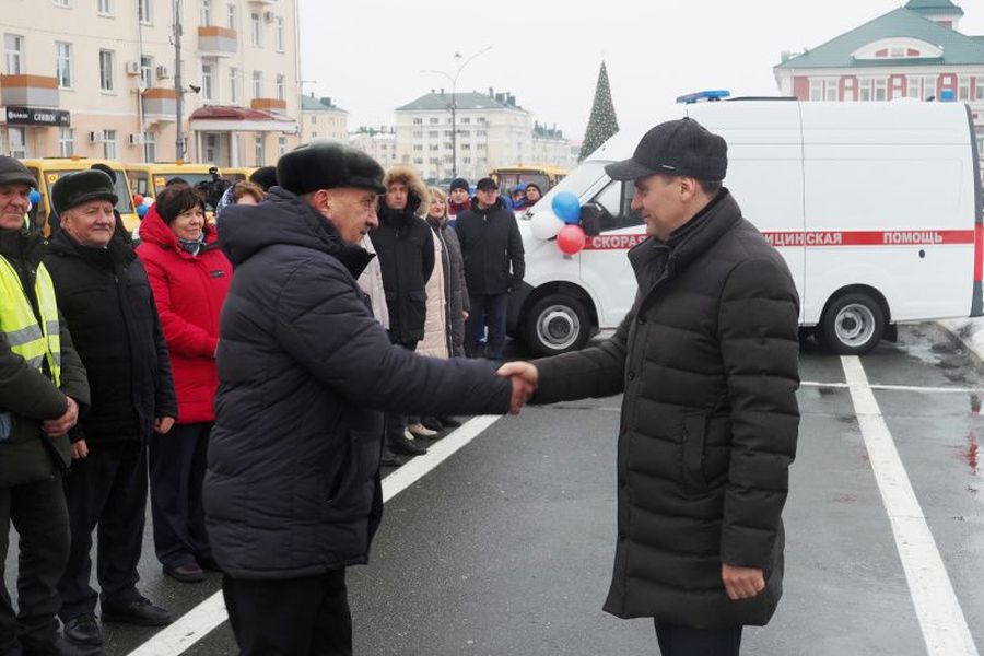 ПАРК ШКОЛЬНЫХ АВТОБУСОВ РУЗАЕВСКОГО РАЙОНА ПОПОЛНИЛСЯ НОВОЙ ТЕХНИКОЙ.