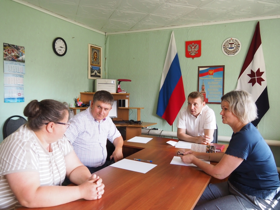 ЖИТЕЛИ БОЛДОВА БЛАГОДАРЯТ ЗА РЕМОНТ ДОРОГ И УСТАНОВКУ ДЕТСКОЙ ПЛОЩАДКИ.