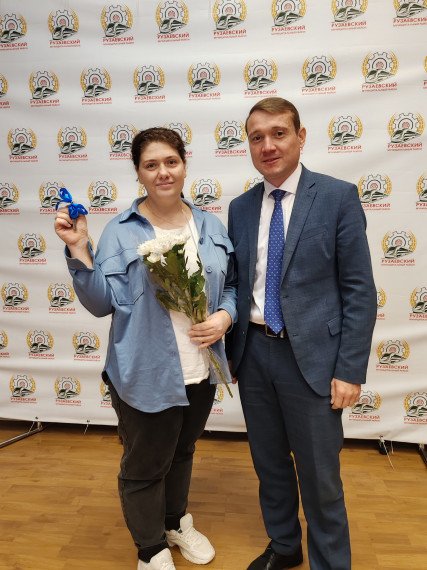 «ПУСТЬ НОВОЕ ЖИЛЬЕ СТАНЕТ ДЛЯ ВАШЕЙ СЕМЬИ ХОРОШИМ ПОДСПОРЬЕМ!». «ПУСТЬ НОВОЕ ЖИЛЬЕ СТАНЕТ ДЛЯ ВАШЕЙ СЕМЬИ ХОРОШИМ ПОДСПОРЬЕМ!».