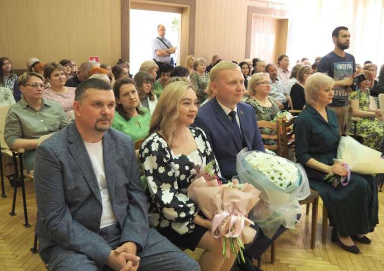 «ВЫ – ЭТО НАШЕ БУДУЩЕЕ, НАША СМЕНА». «ВЫ – ЭТО НАШЕ БУДУЩЕЕ, НАША СМЕНА».