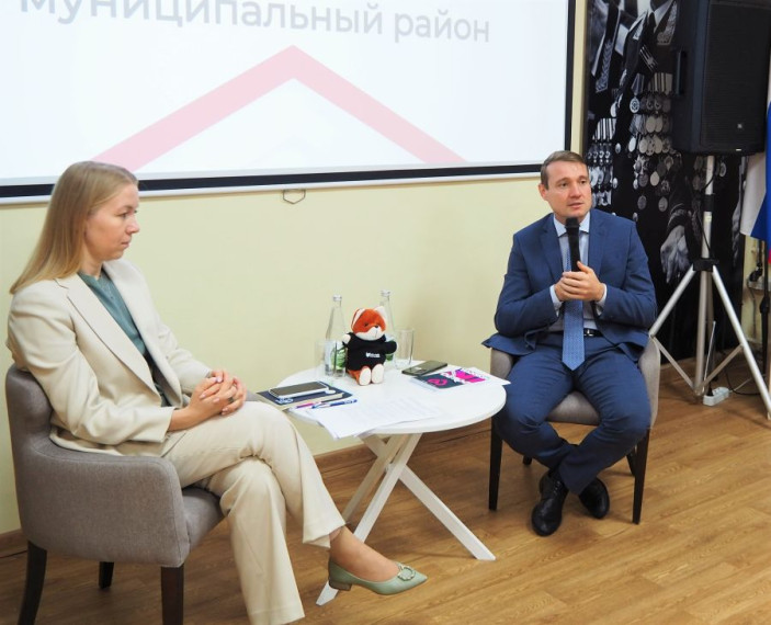 «НАША МОЛОДЕЖЬ ДОКАЗАЛА, ЧТО МОЖЕТ СПРАВИТЬСЯ С МАСШТАБНЫМИ ПРОЕКТАМИ». «НАША МОЛОДЕЖЬ ДОКАЗАЛА, ЧТО МОЖЕТ СПРАВИТЬСЯ С МАСШТАБНЫМИ ПРОЕКТАМИ».