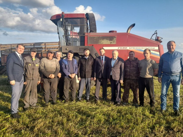 ПРЕДСЕДАТЕЛЬ ПРАВИТЕЛЬСТВА РЕСПУБЛИКИ МОРДОВИЯ ПОСЕТИЛ СУЗГАРЬЕВСКОЕ СЕЛЬСКОЕ ПОСЕЛЕНИЕ. ПРЕДСЕДАТЕЛЬ ПРАВИТЕЛЬСТВА РЕСПУБЛИКИ МОРДОВИЯ ПОСЕТИЛ СУЗГАРЬЕВСКОЕ СЕЛЬСКОЕ ПОСЕЛЕНИЕ.