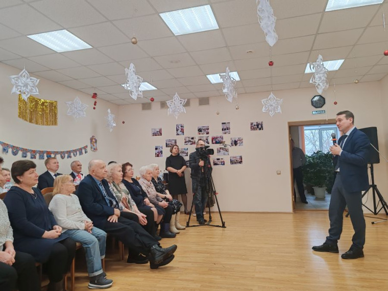 «ВАМ ВАЖНО ПЕРЕДАТЬ СВОЙ ОПЫТ, А НАШЕЙ МОЛОДЕЖИ ВАЖНО ВИДЕТЬ РЕАЛЬНЫЕ ПРИМЕРЫ». «ВАМ ВАЖНО ПЕРЕДАТЬ СВОЙ ОПЫТ, А НАШЕЙ МОЛОДЕЖИ ВАЖНО ВИДЕТЬ РЕАЛЬНЫЕ ПРИМЕРЫ».